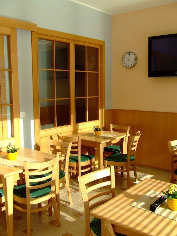 Guest House Pri Gondoli Maribor Bagian luar foto